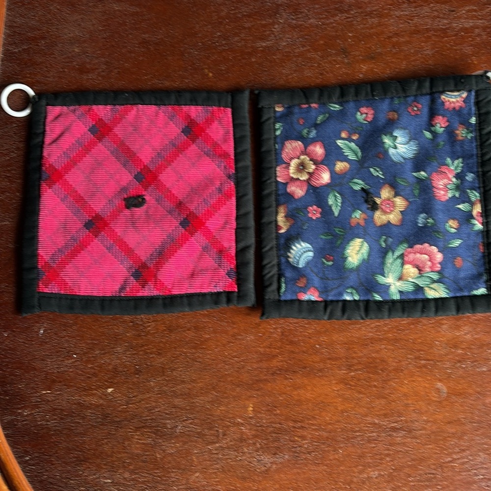Vintage Handmade Patchwork Potholders With Rings - Picture 2 of 4